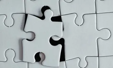 Comprehensive KYC and Risk Detection for AML Compliance